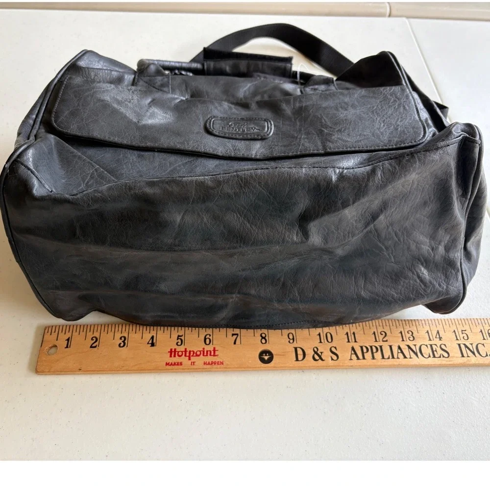 Bentley Black Leather Duffel Bag Weekender Travel Carry On Vintage Style